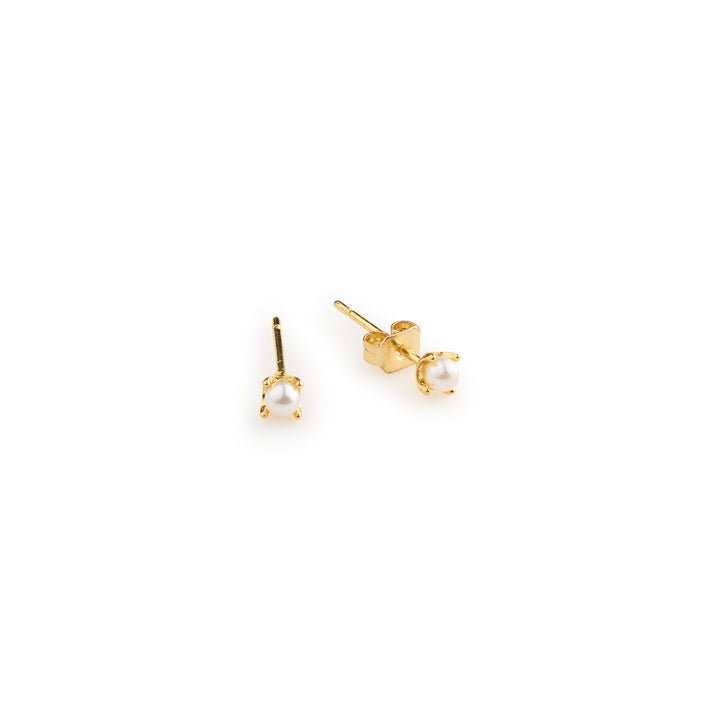 Essie - Mini Pearl Stud Earrings