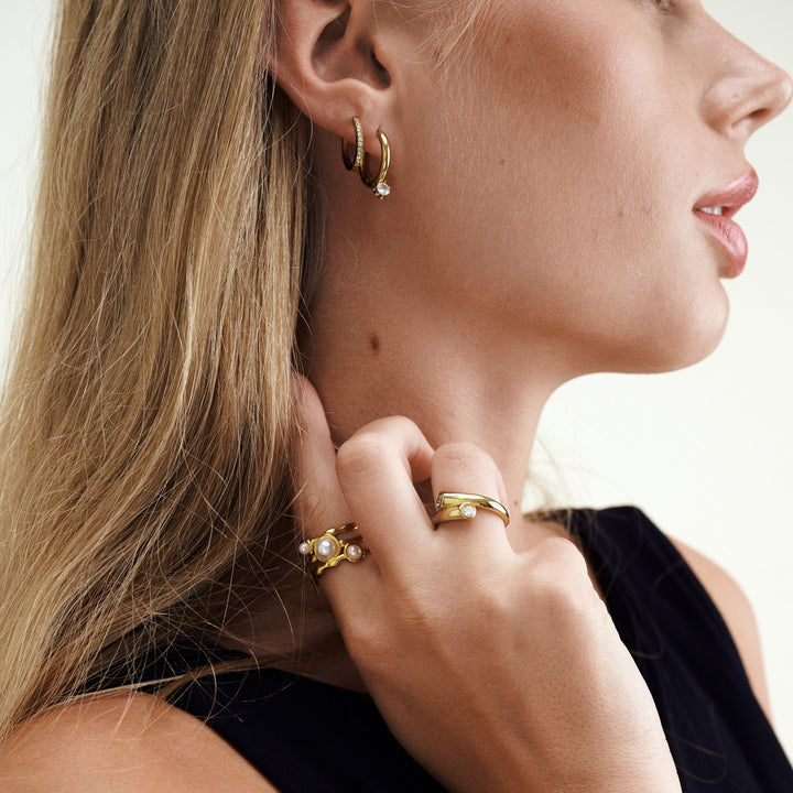 Oline - Crystal Hoop Earrings Stainless Steel