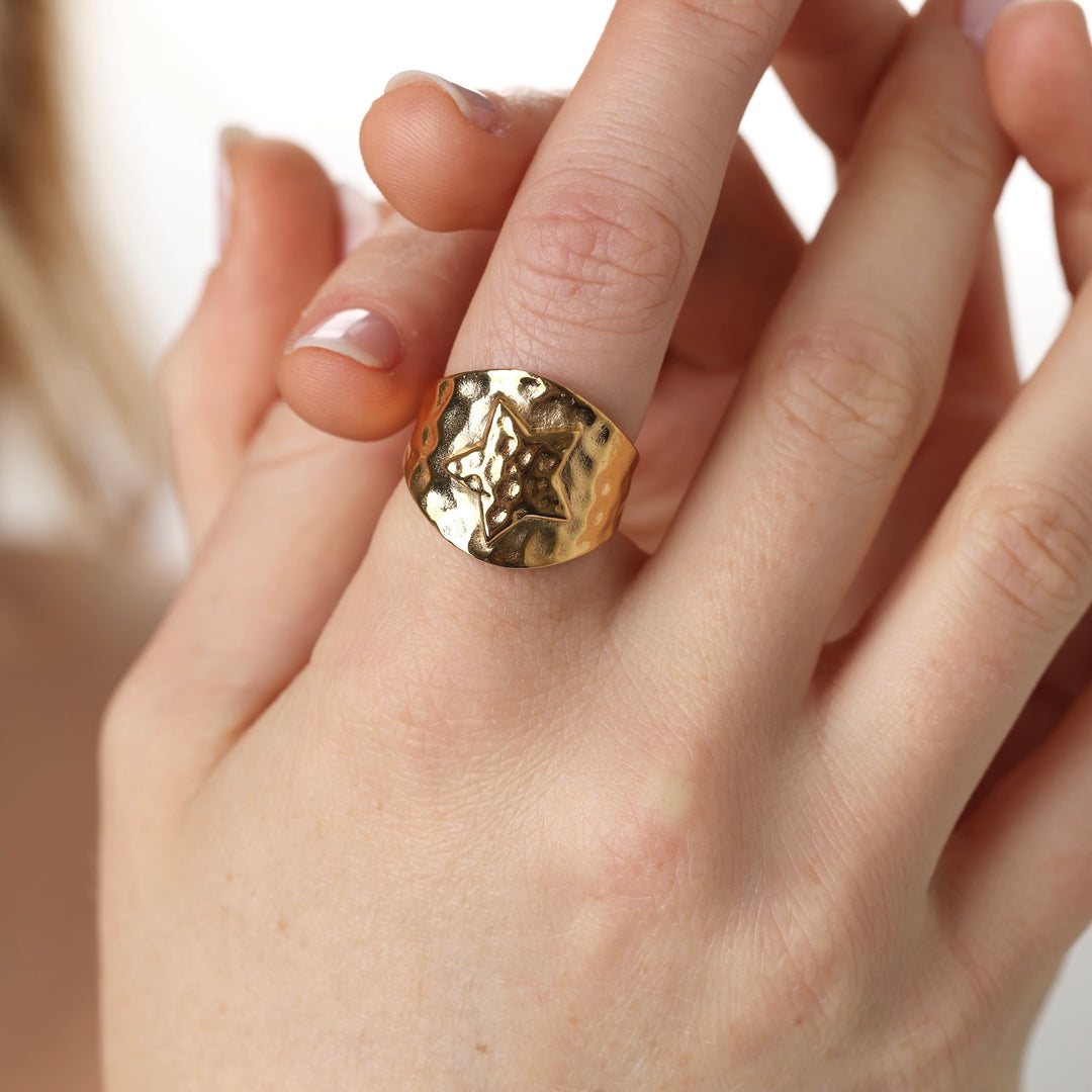 Yrsa - Sterrenring Roestvrij Staal