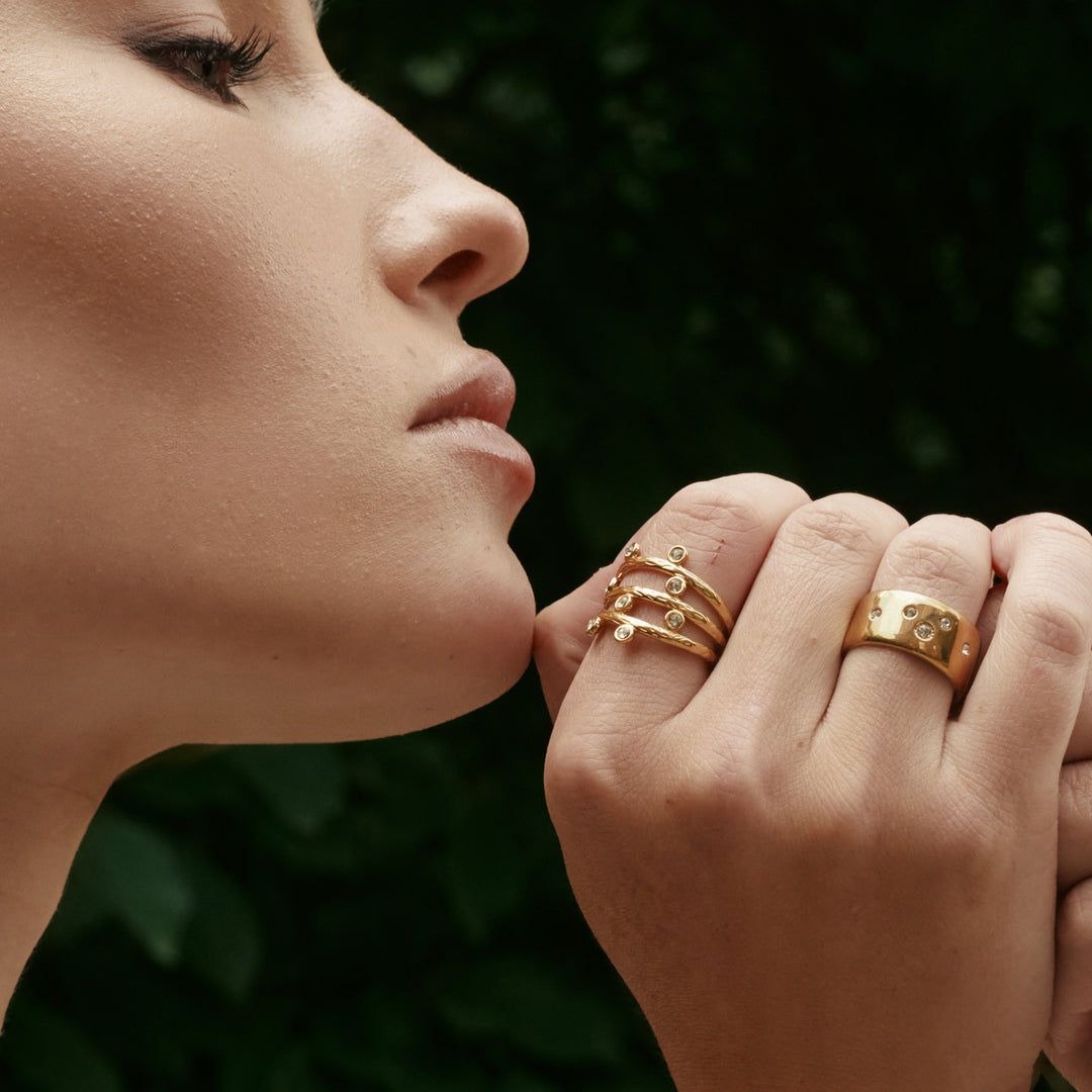 Bahi – Crystal Statement Ring in Stainless Steel | Timi of Sweden