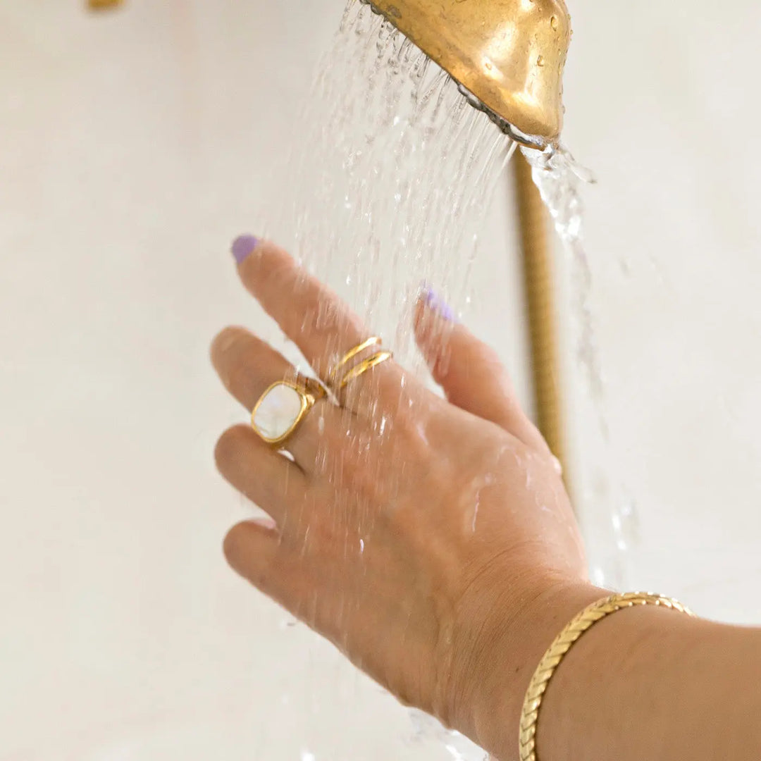 White Stone Signet Ring Timi of Sweden